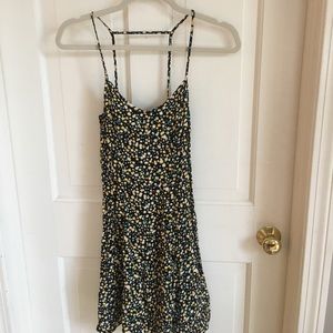 Strapped sundress never worn